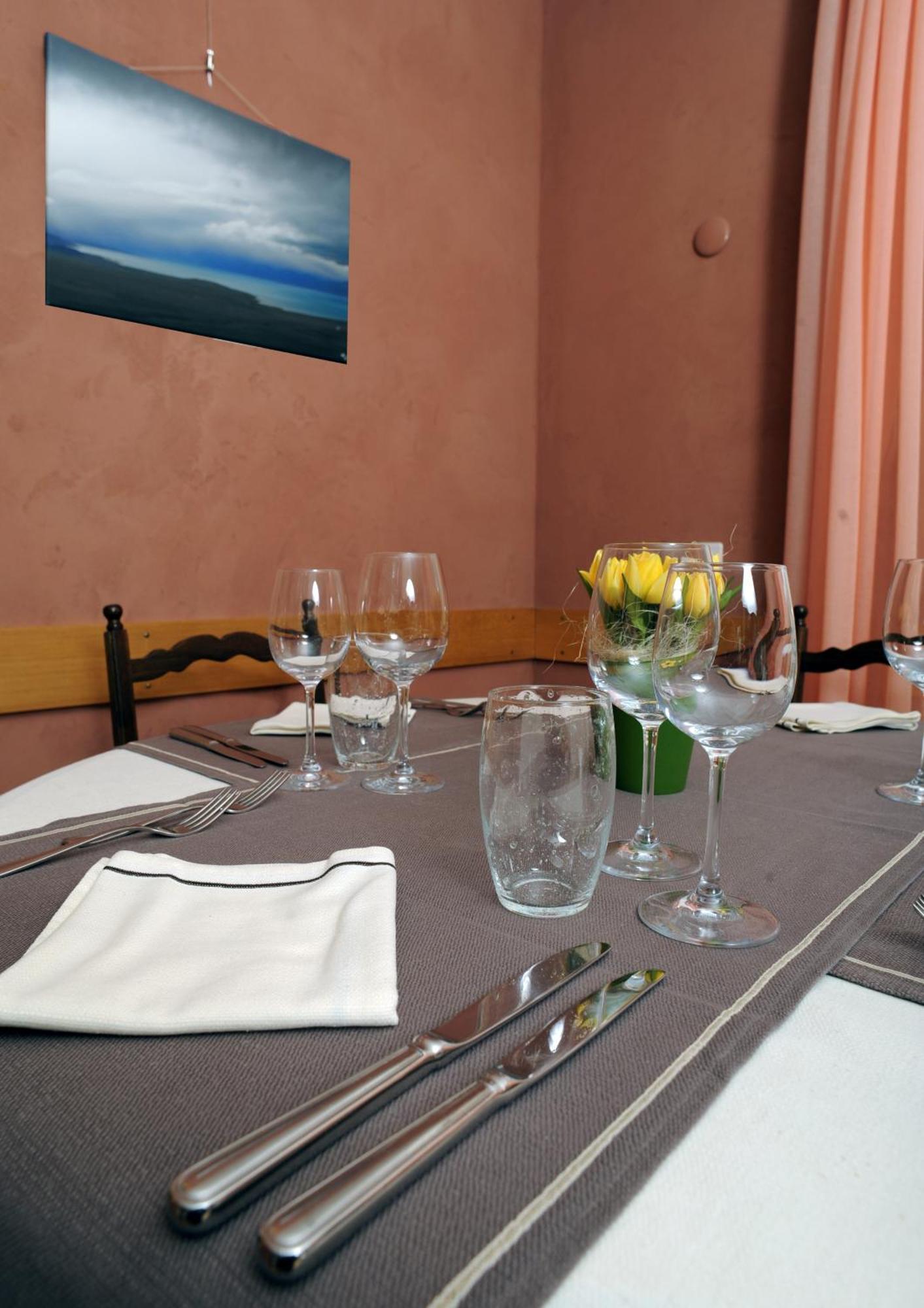 Hotel De La Gare Yvonand Zewnętrze zdjęcie
